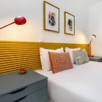 Whome Historic Centre Modern Masterpiece W River Views *