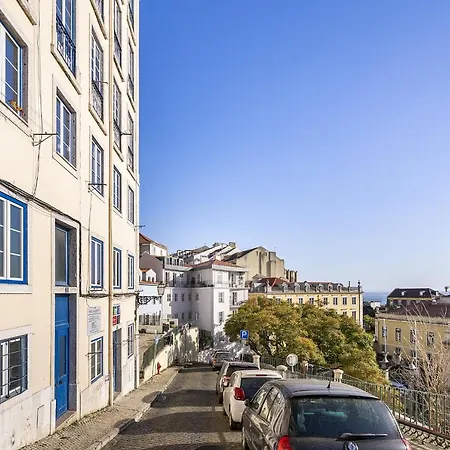 Lejlighed Whome Historic Centre Modern Masterpiece W River Views *